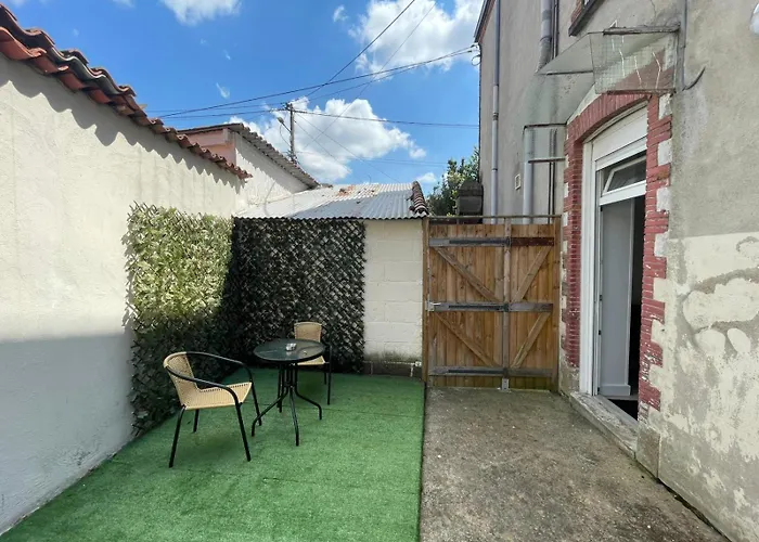 アパート T2 Avec Cour Exterieure