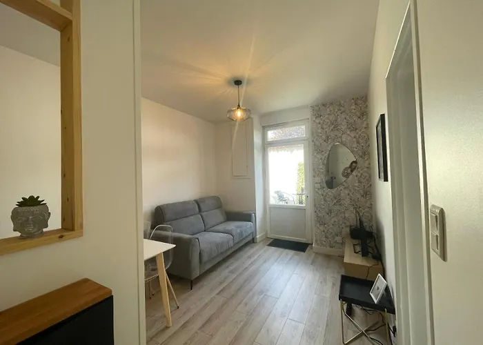 T2 Avec Cour Exterieure ショレ